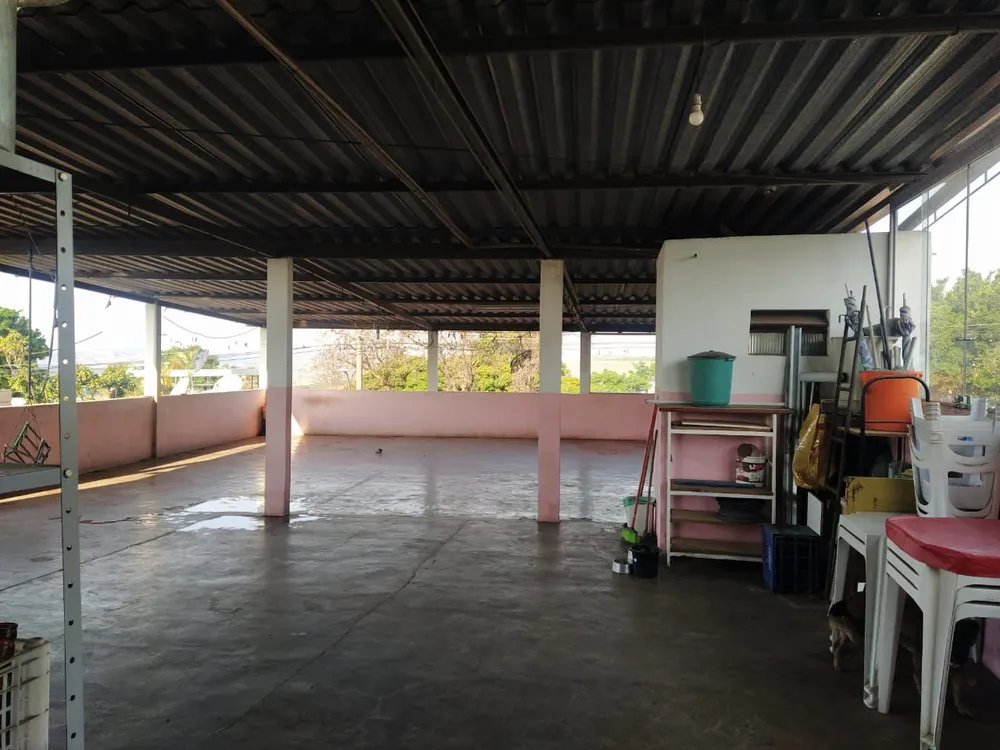 Casa, 4 quartos, 250 m² - Foto 1