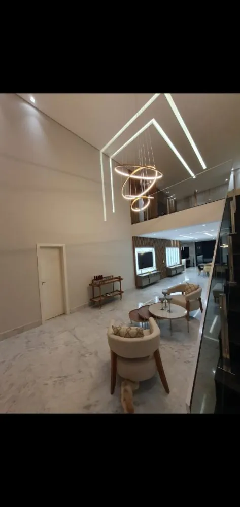 Casa, 5 quartos, 405 m² - Foto 1