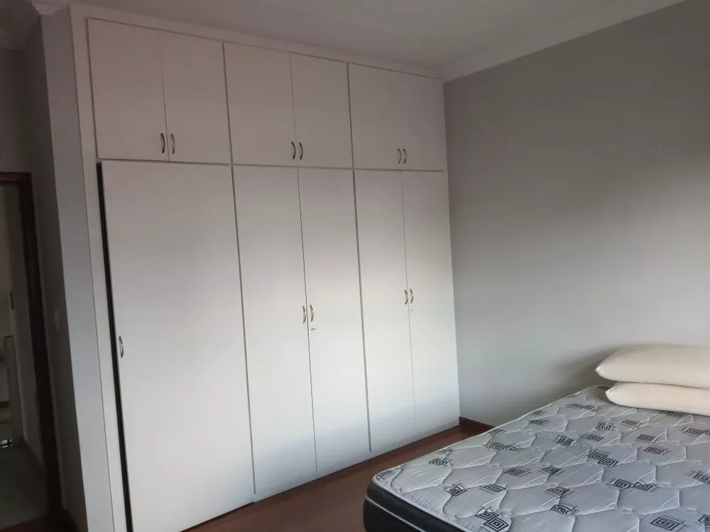 Casa à venda com 3 quartos, 360m² - Foto 21