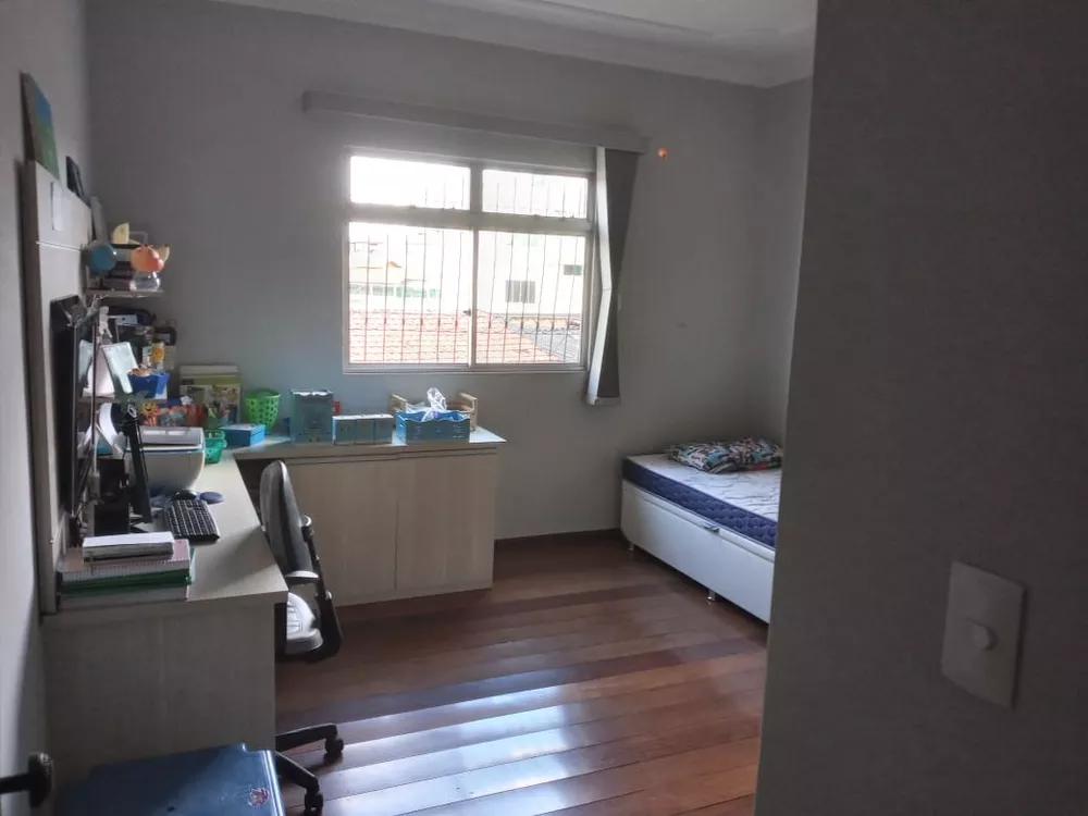 Casa à venda com 3 quartos, 360m² - Foto 19