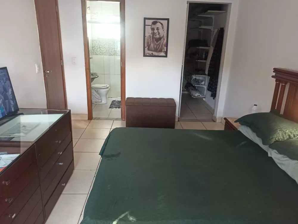 Casa à venda com 3 quartos, 80m² - Foto 3