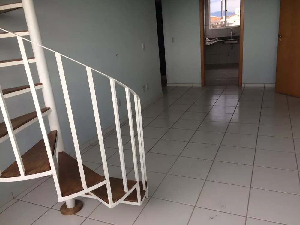 Cobertura à venda com 3 quartos, 160m² - Foto 2