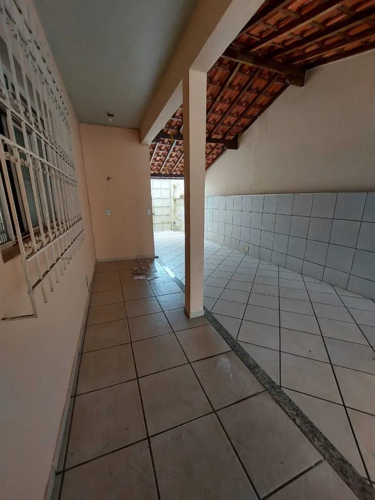 Casa, 5 quartos, 286 m² - Foto 2
