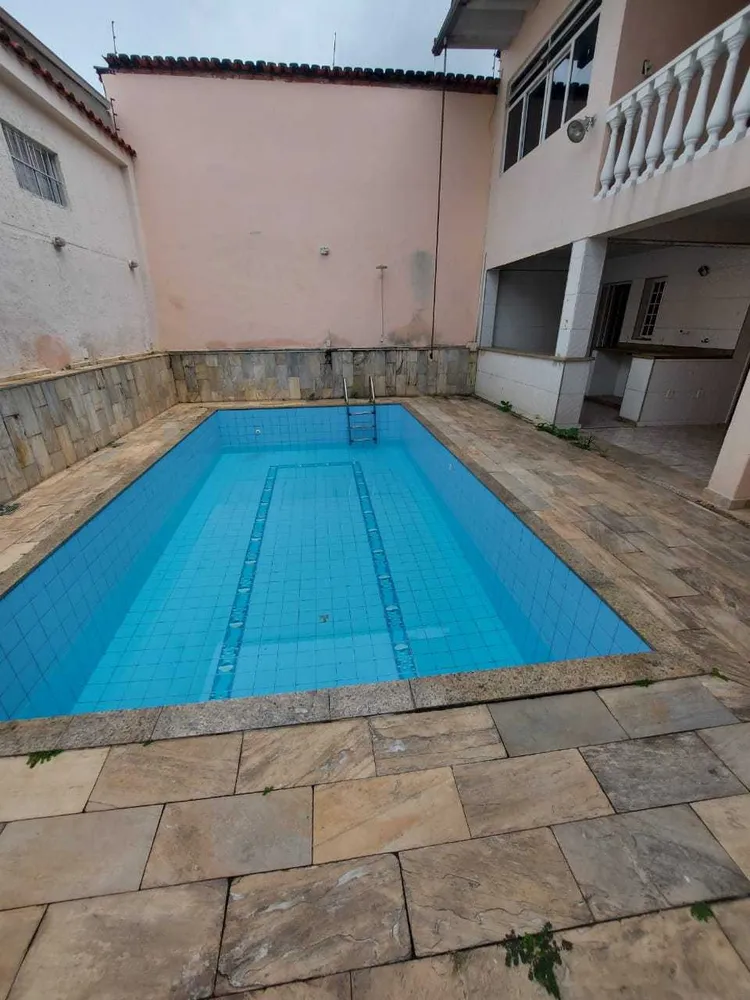 Casa, 5 quartos, 286 m² - Foto 1
