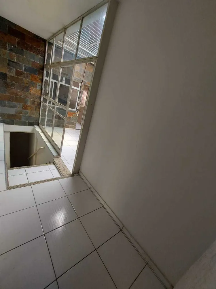 Casa, 5 quartos, 286 m² - Foto 8