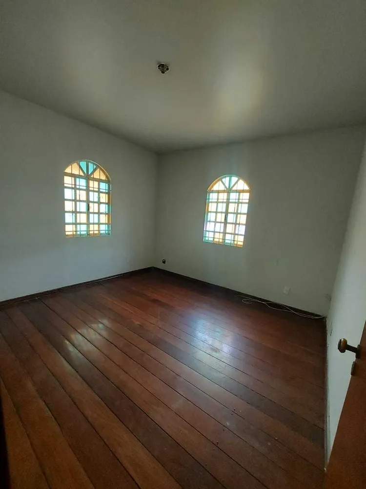 Casa, 5 quartos, 286 m² - Foto 10