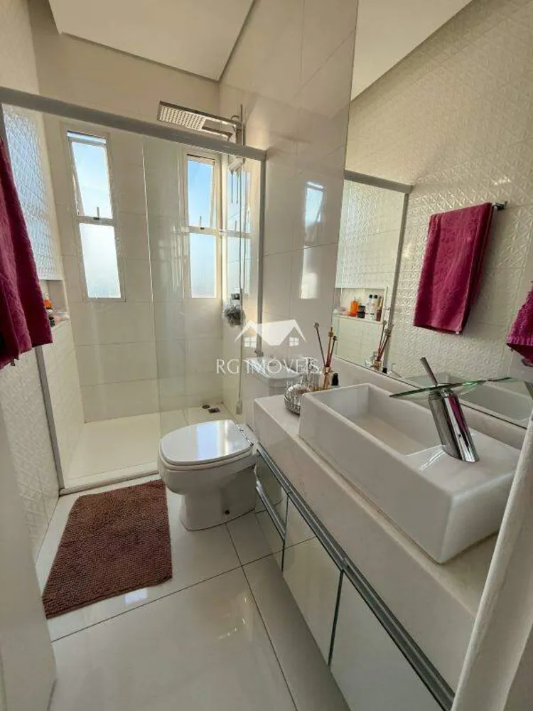Casa, 3 quartos, 230 m² - Foto 17