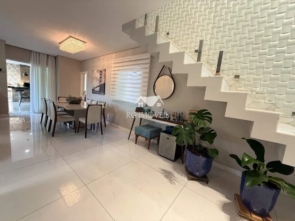 Casa, 3 quartos, 230 m² - Foto 7