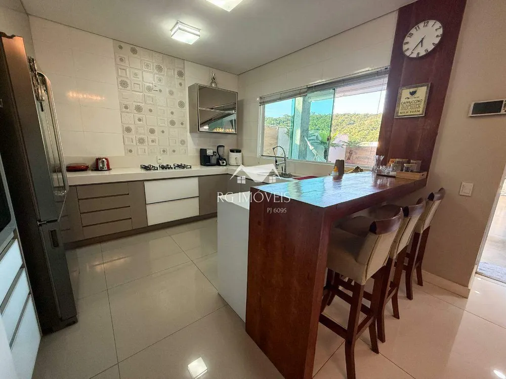Casa, 3 quartos, 230 m² - Foto 11