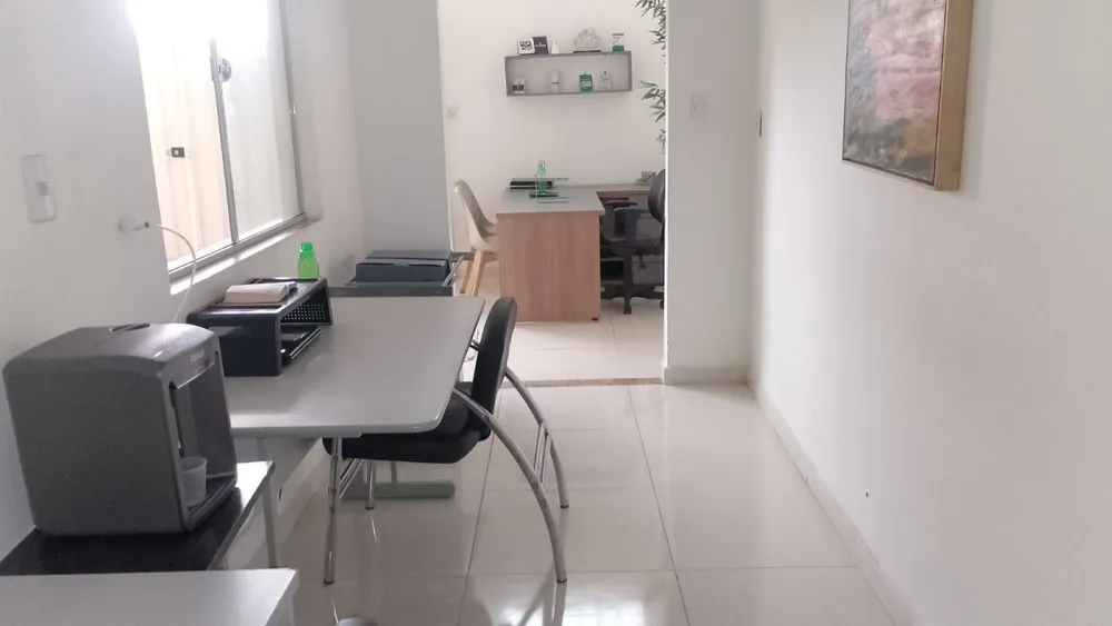 Casa, 3 quartos, 240 m² - Foto 4