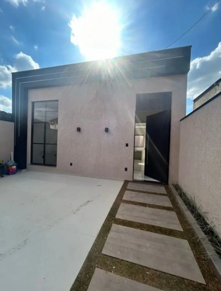 Casa, 3 quartos, 220 m² - Foto 1