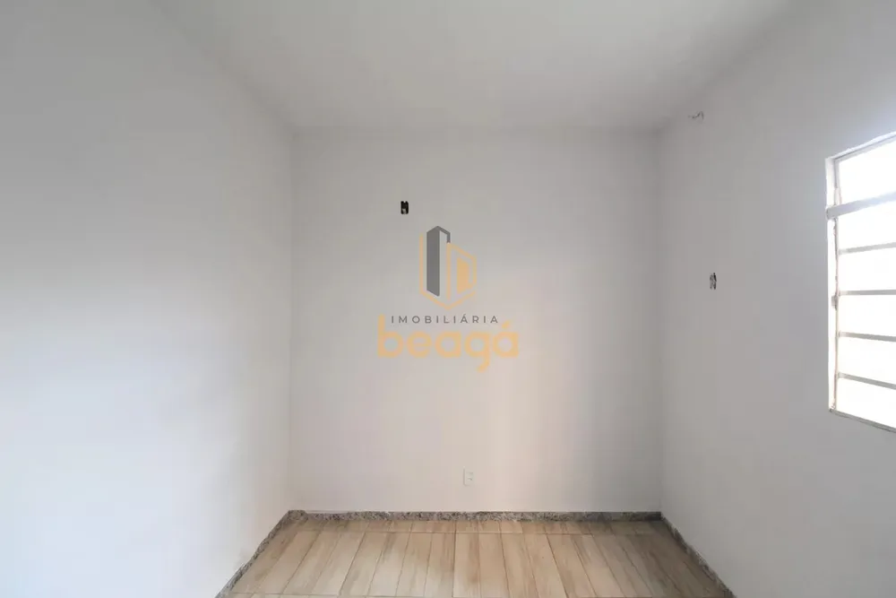 Casa, 4 quartos, 480 m² - Foto 1