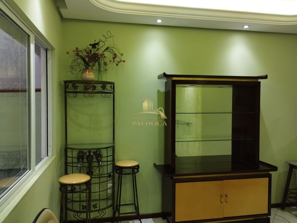 Casa à venda com 3 quartos, 80m² - Foto 5