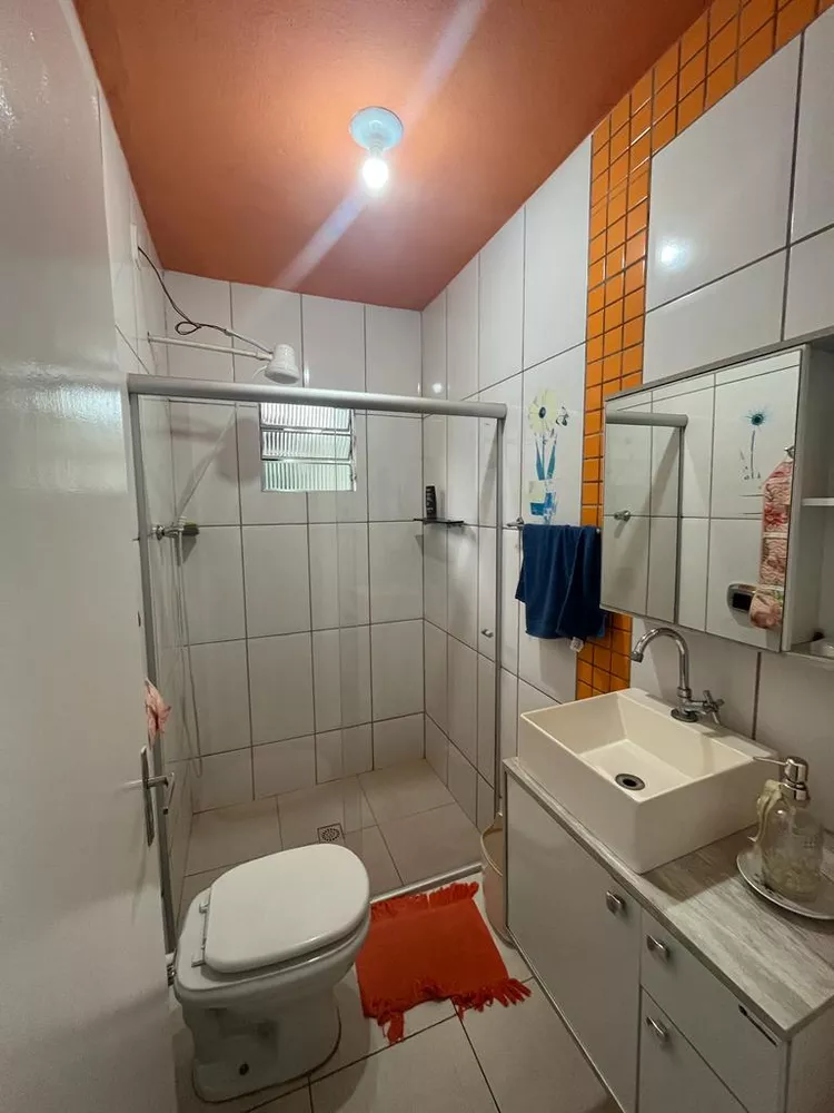 Casa à venda com 4 quartos, 286m² - Foto 13