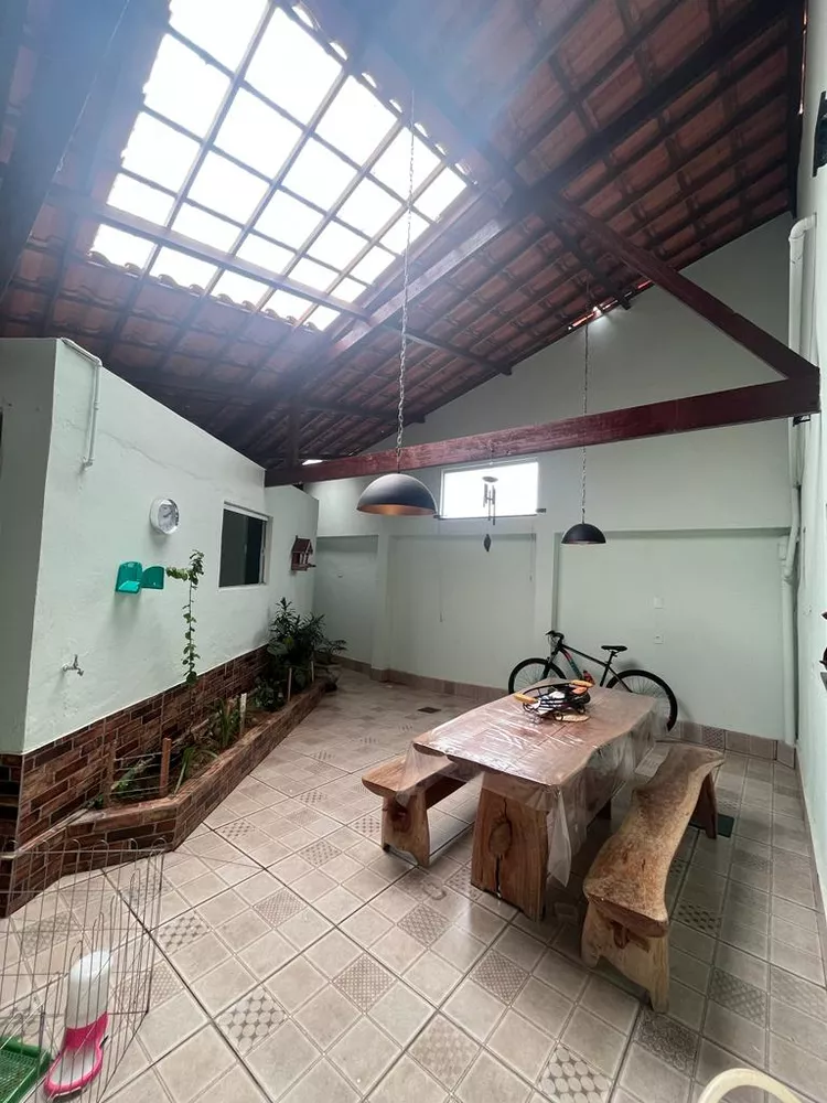 Casa à venda com 4 quartos, 286m² - Foto 8