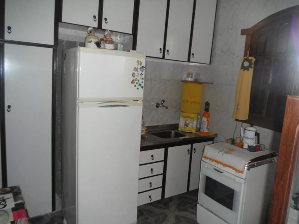 Casa à venda com 2 quartos, 160m² - Foto 1