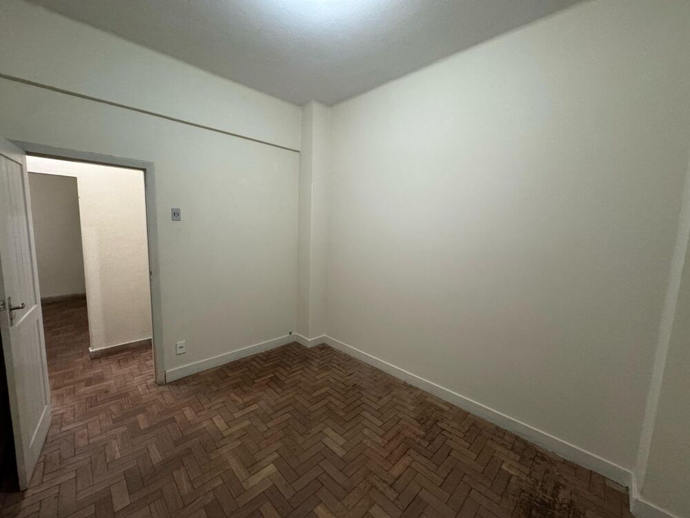 Apartamento para alugar com 2 quartos, 70m² - Foto 3