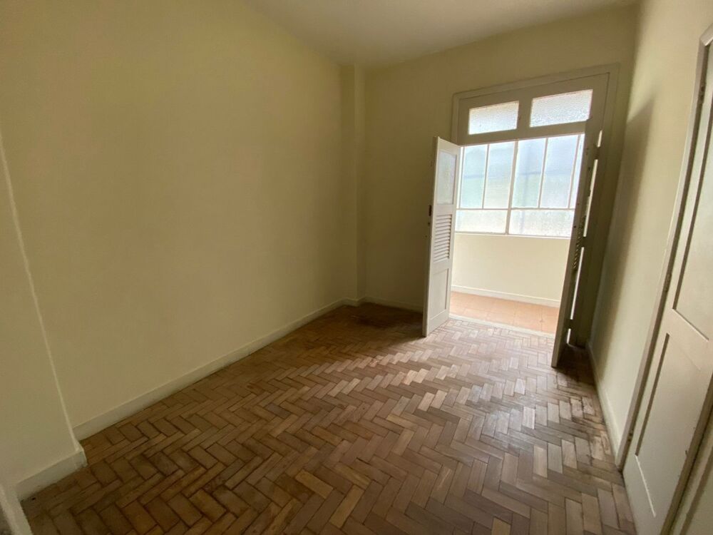 Apartamento para alugar com 2 quartos, 70m² - Foto 1
