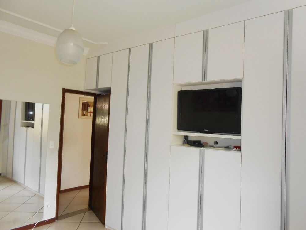 Casa à venda com 3 quartos, 200m² - Foto 8