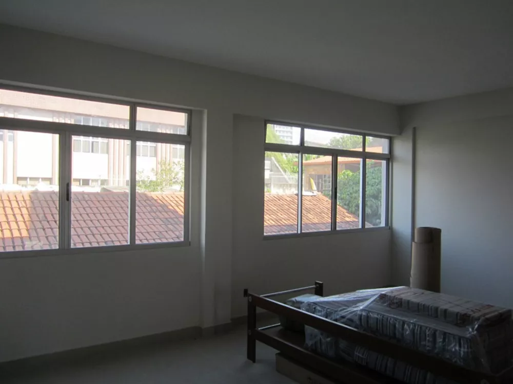 Apartamento à venda com 3 quartos, 92m² - Foto 1