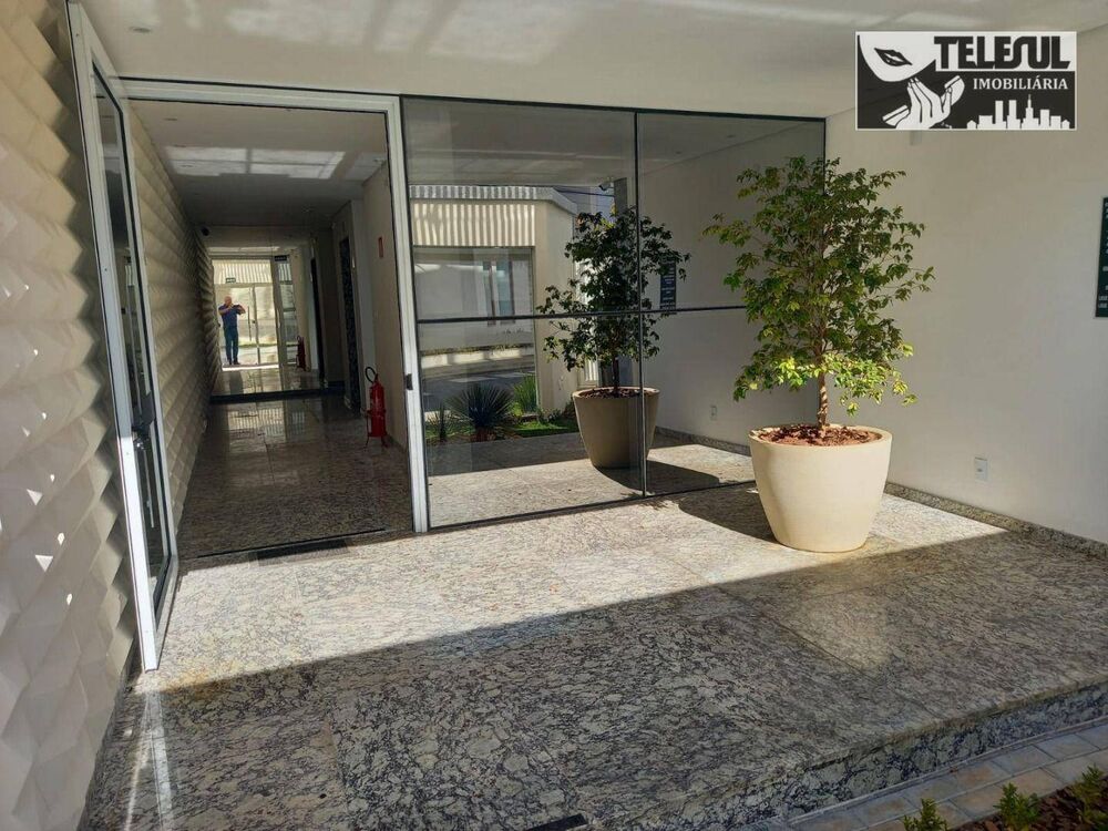 Apartamento à venda com 3 quartos, 168m² - Foto 1