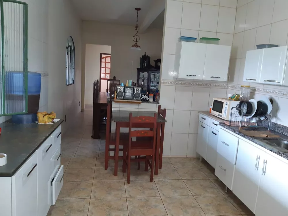 Casa de Condomínio à venda com 2 quartos, 220m² - Foto 6