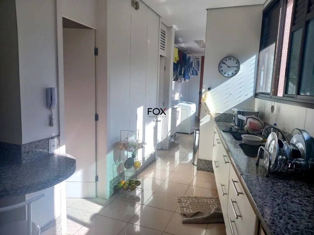 Apartamento, 4 quartos, 215 m² - Foto 1