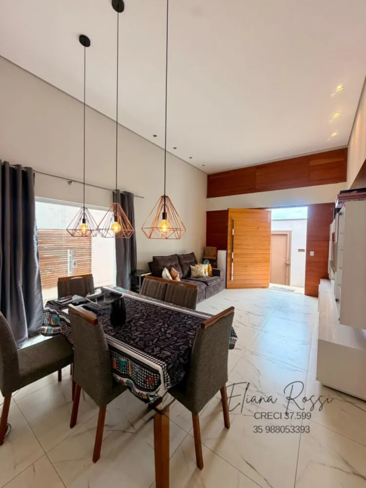 Casa, 3 quartos, 158 m² - Foto 2