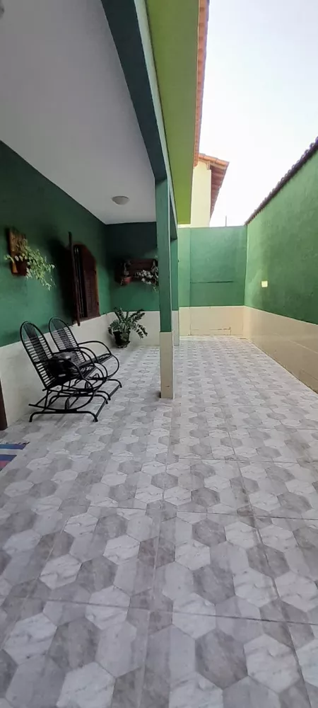 Casa à venda com 2 quartos, 360m² - Foto 1