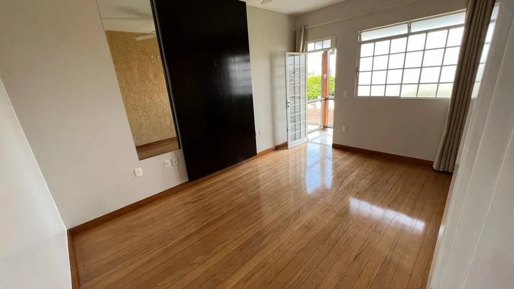 Casa, 3 quartos, 250 m² - Foto 8