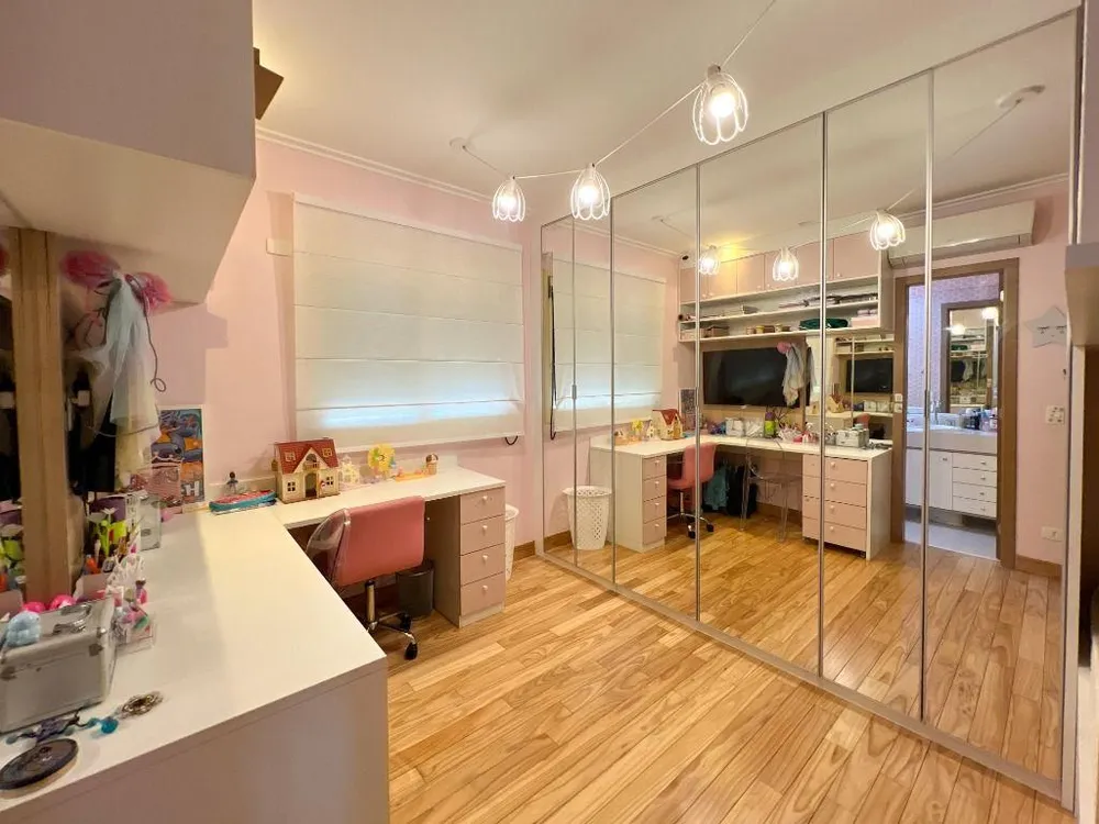 Apartamento, 3 quartos, 256 m² - Foto 1