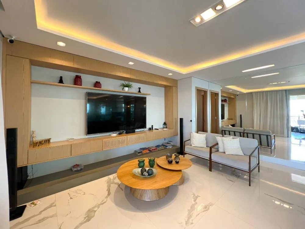 Apartamento, 3 quartos, 256 m² - Foto 4