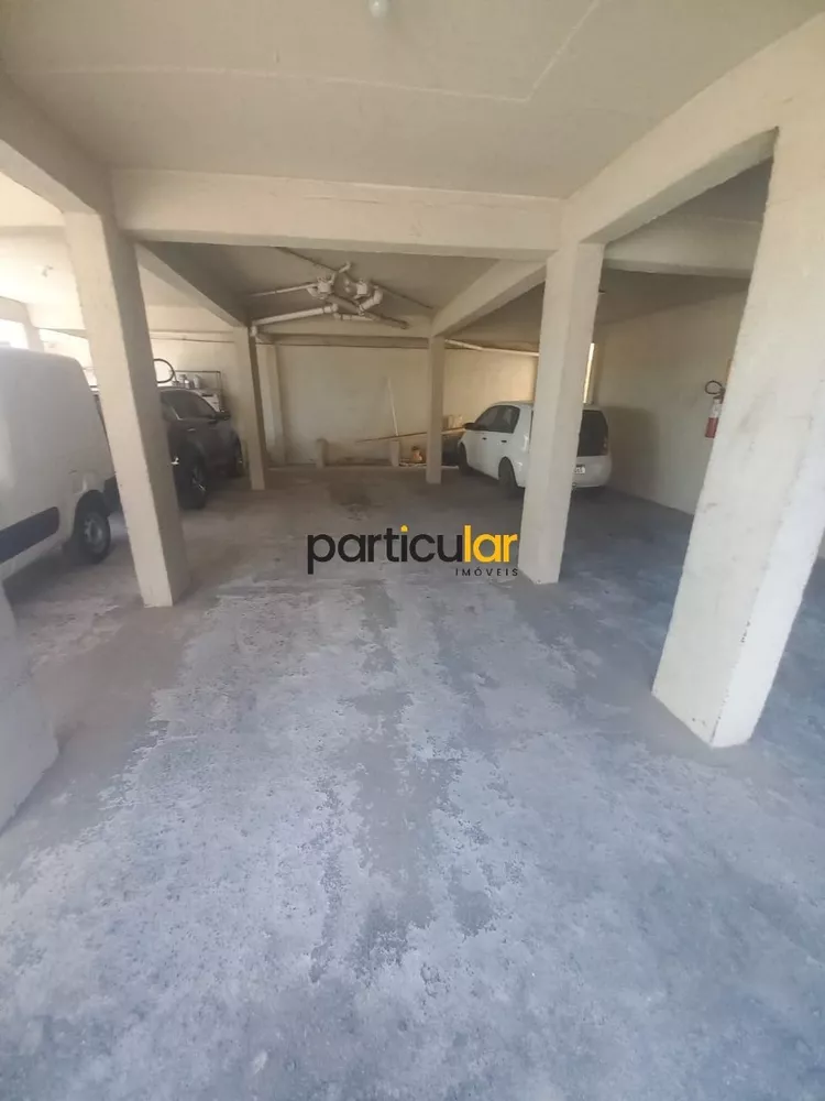 Apartamento para alugar com 3 quartos, 110m² - Foto 15