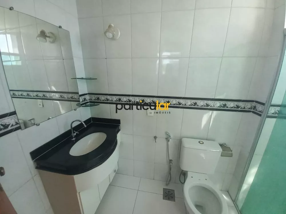 Apartamento para alugar com 3 quartos, 110m² - Foto 12