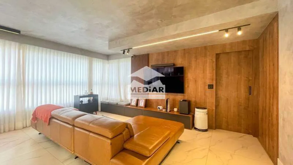 Apartamento, 3 quartos, 138 m² - Foto 2