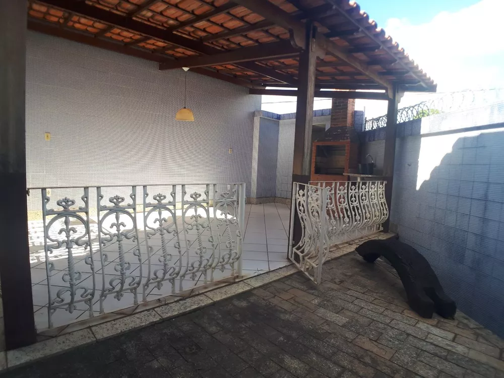 Casa à venda com 3 quartos, 200m² - Foto 4