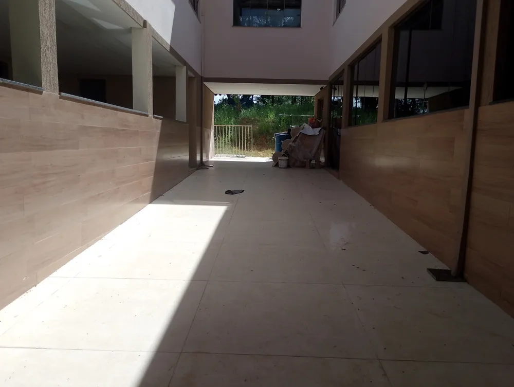 Sítio, 5 quartos, 240000 m² - Foto 4