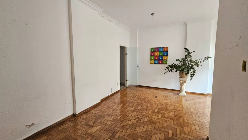 Apartamento à venda com 3 quartos, 124m² - Foto 3