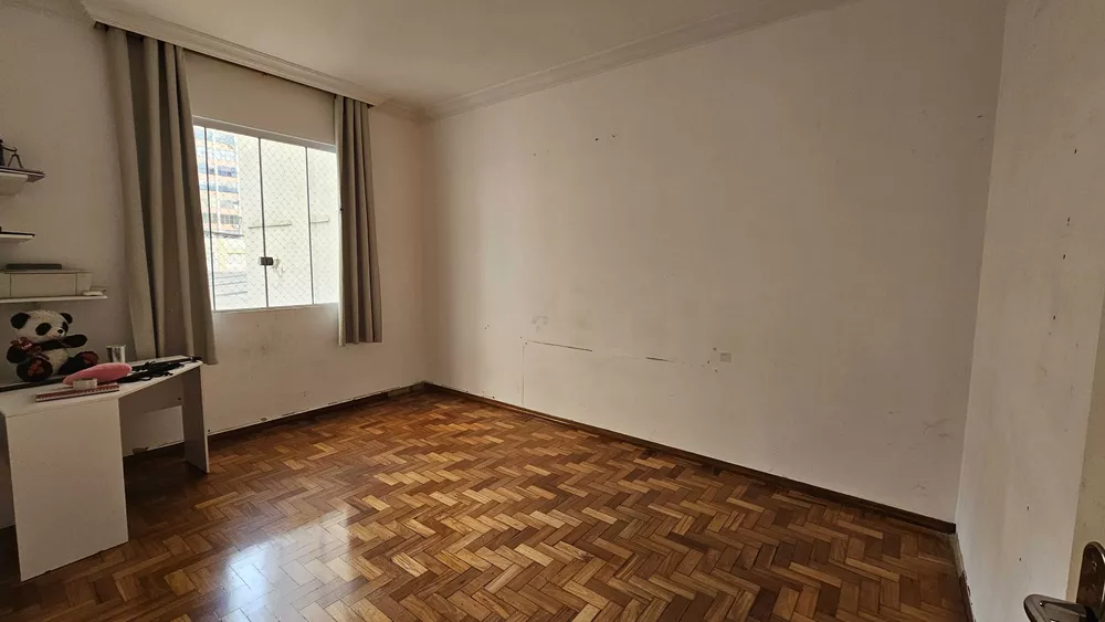 Apartamento à venda com 3 quartos, 124m² - Foto 5