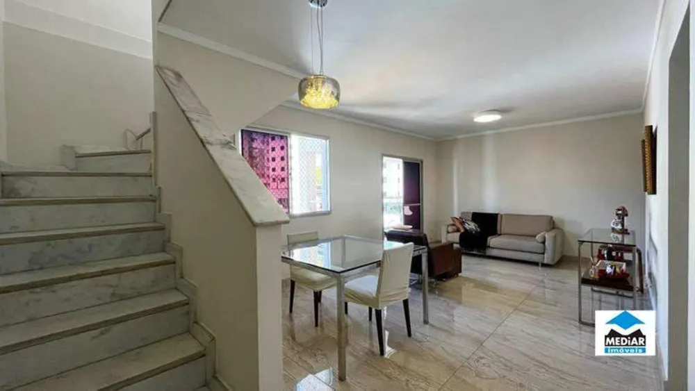 Cobertura, 5 quartos, 240 m² - Foto 1