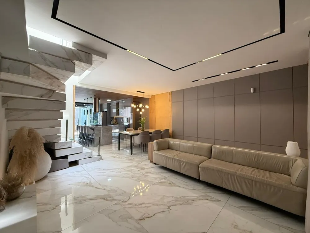 Casa, 3 quartos, 193 m² - Foto 2