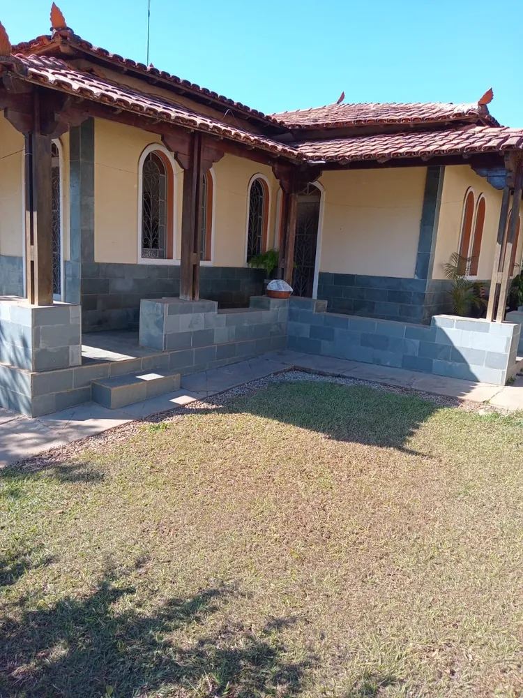 Chácara, 4 quartos, 860 m² - Foto 1