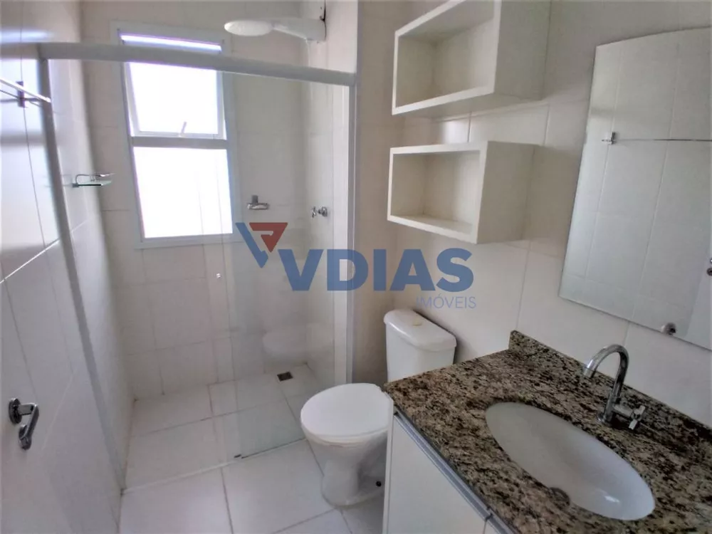 Apartamento para alugar com 2 quartos, 68m² - Foto 13