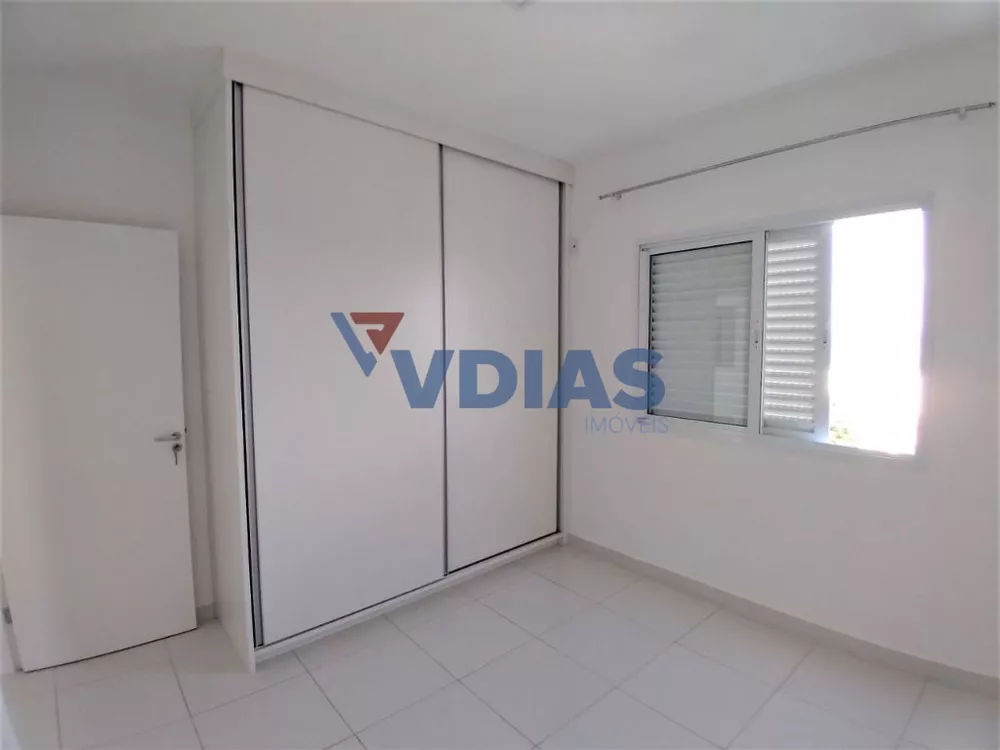 Apartamento para alugar com 2 quartos, 68m² - Foto 11