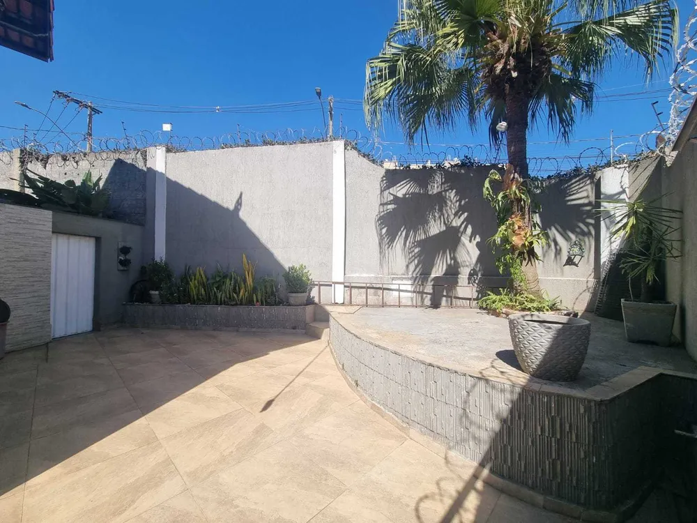 Casa, 4 quartos, 222 m² - Foto 4