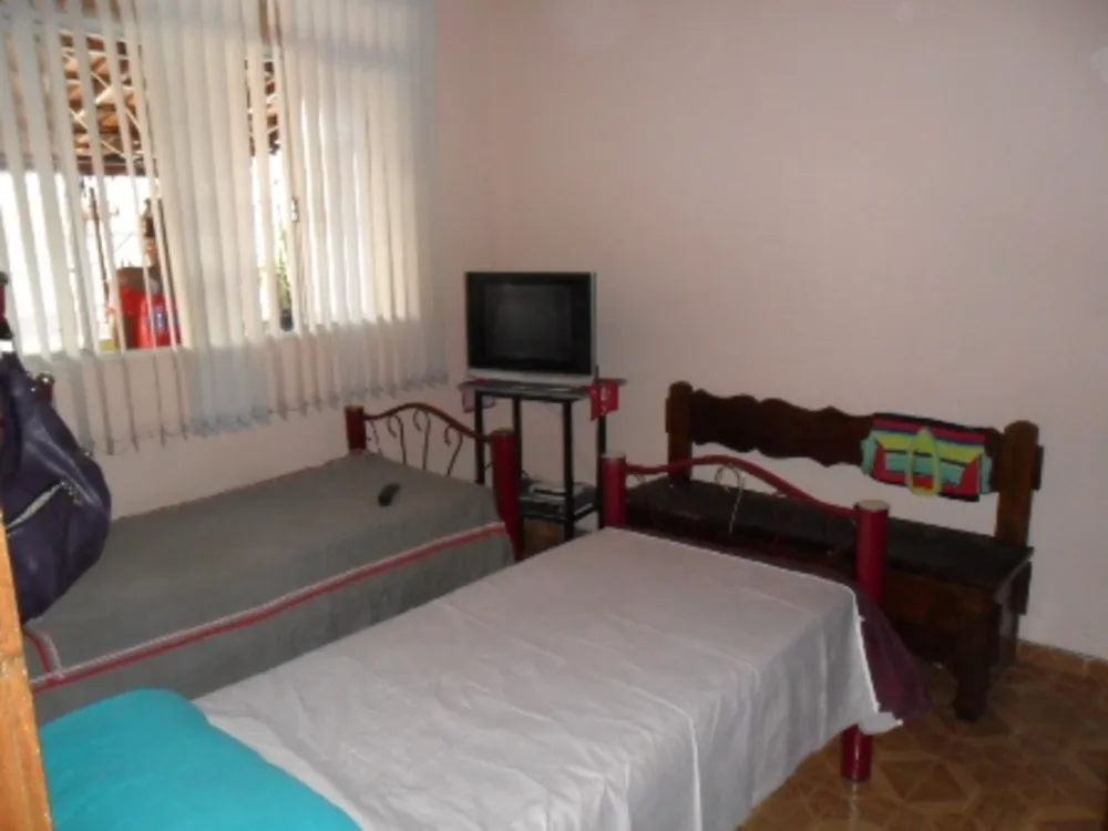 Casa, 3 quartos, 250 m² - Foto 12