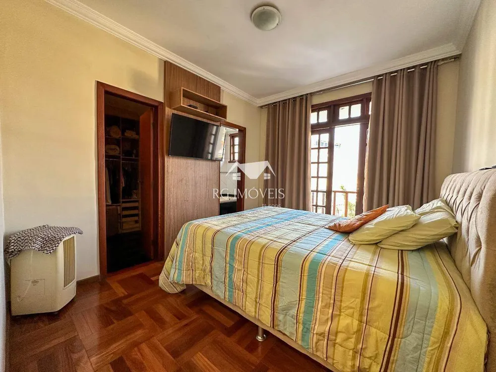 Casa, 4 quartos, 300 m² - Foto 4