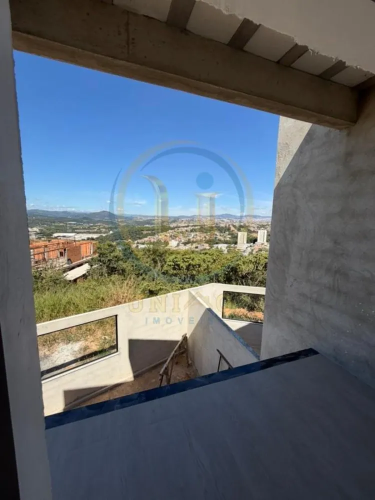 Casa, 3 quartos, 220 m² - Foto 1