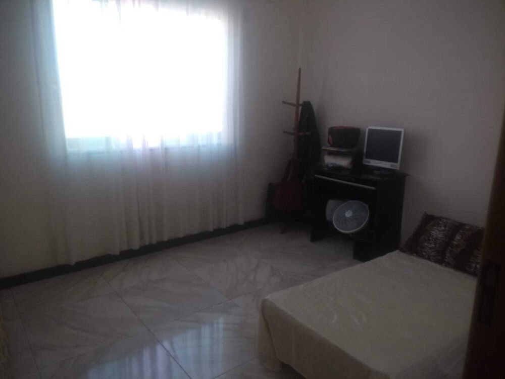 Casa à venda com 3 quartos, 180m² - Foto 8