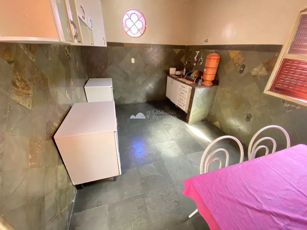 Casa à venda com 3 quartos, 210m² - Foto 5